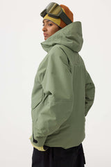 Chaqueta de nieve impermeable y con múltiples bolsillos y ventilación para mujer, de color verde militar