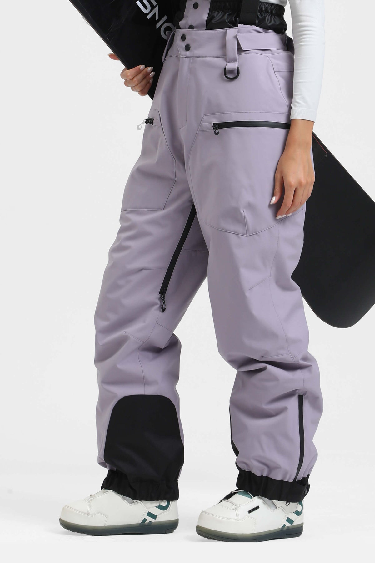 Pantalones de nieve holgados con aislamiento color lavanda para mujer con tirantes desmontables