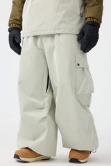 Pantalones de nieve holgados de pana suave estructurada en color blanco roto para hombre 